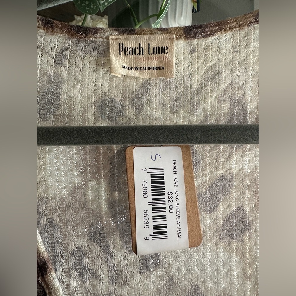 Peach Love California Leopard Print Bodysuit - Picture 4 of 7